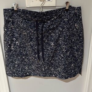 Athleta Size 14 Navy and grayish skort